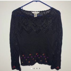 Beautiful knit sweater 💕